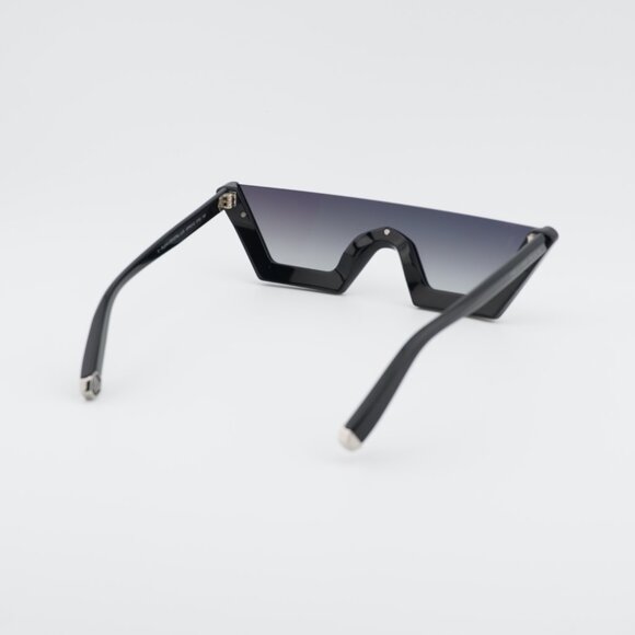 Philipp Plein SPP031S 0700 Sunglasses Black Shield Frame, Grey Lenses - Picture 8 of 11